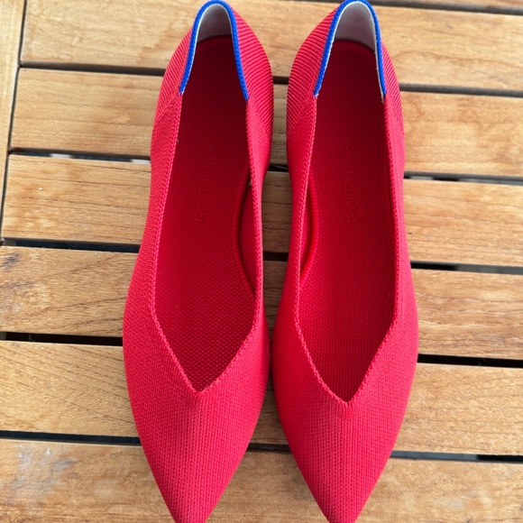 Rothy’s “The Point” Bright Red Size 9 - Picture 2 of 5